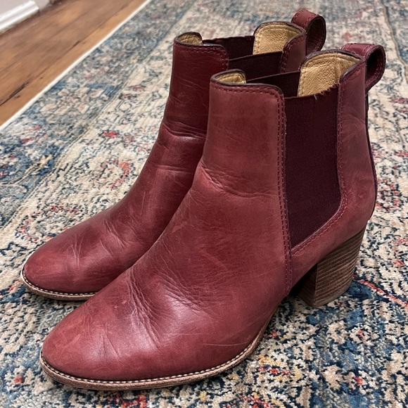 Madewell Regan Boots in Dark Cabernet - Picture 3 of 9